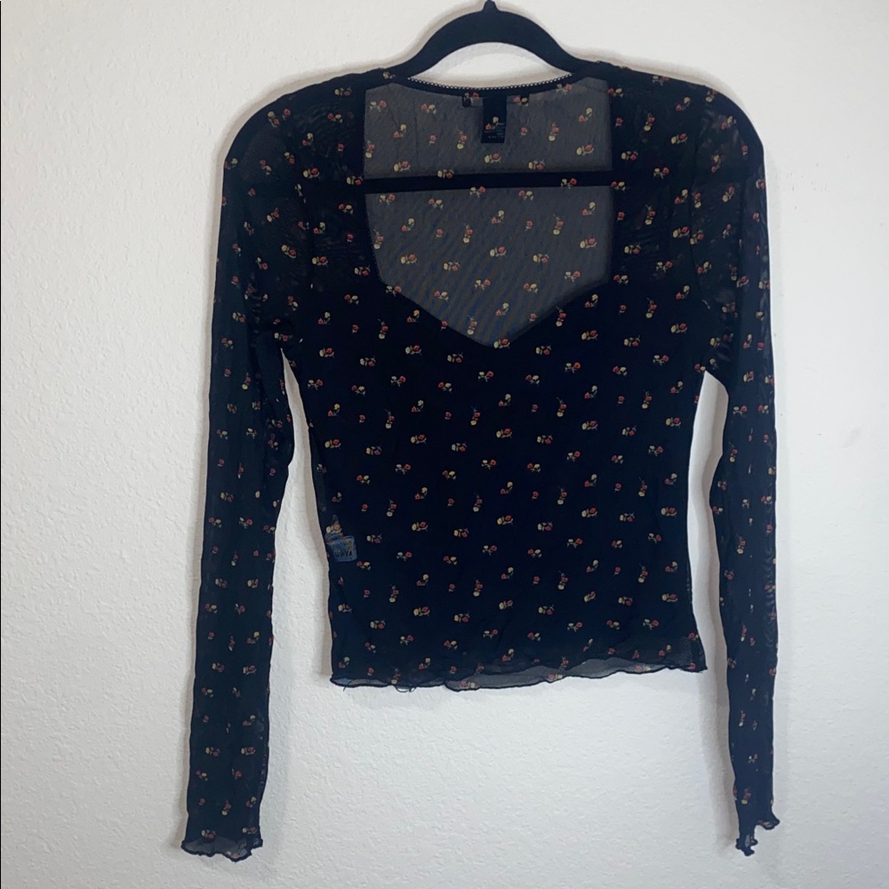 🛍️Sheer floral long sleeved top with red and yellow flower details! - Picture 6 of 6